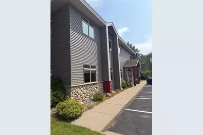 621 N Benton Dr #103, Sauk Rapids, MN 56379 - Photo 1