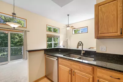 16390 Timber Crest Drive SE, Prior Lake, MN 55372 - Photo 9