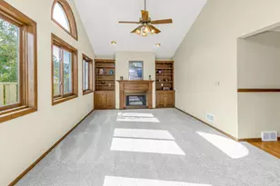 1568 Atlantic St, Saint Paul, MN 55106 - Photo 5