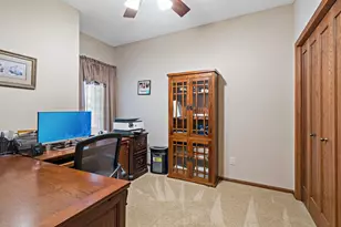 1371 Holly Ave N, Oakdale, MN 55128 - Photo 21