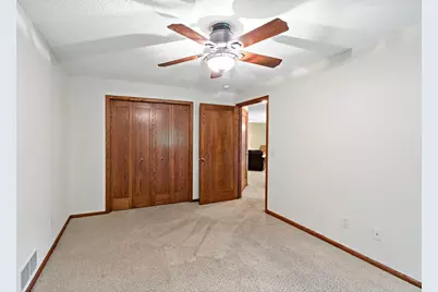 1371 Holly Avenue N, Oakdale, MN 55128 - Photo 33