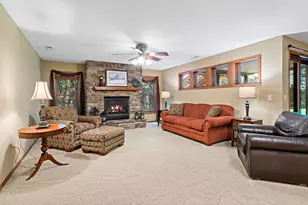 1371 Holly Ave N, Oakdale, MN 55128 - Photo 25