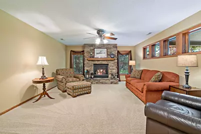 1371 Holly Avenue N, Oakdale, MN 55128 - Photo 25
