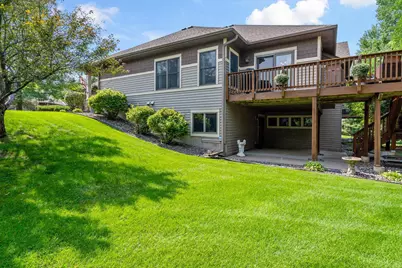 1371 Holly Avenue N, Oakdale, MN 55128 - Photo 39