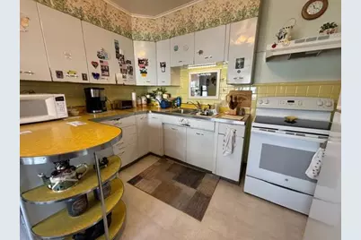 216 E 25th Street, Hibbing, MN 55746 - Photo 5