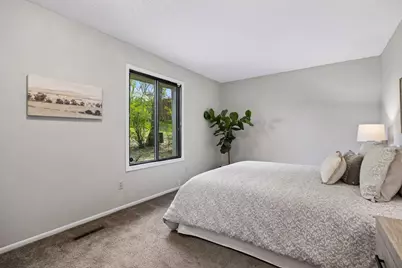 9701 Cimarron Trail, Minnetonka, MN 55305 - Photo 23