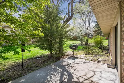9701 Cimarron Trail, Minnetonka, MN 55305 - Photo 29