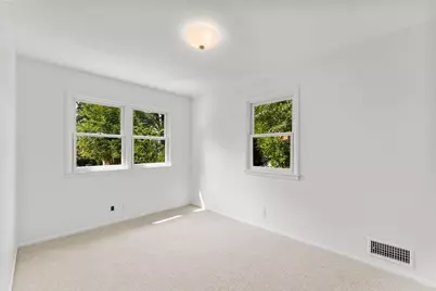 2508 27th Avenue NE, Saint Anthony, MN 55418 - Photo 9