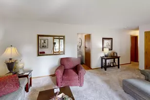 1306 Foothills Blvd, Albert Lea, MN 56007 - Photo 11