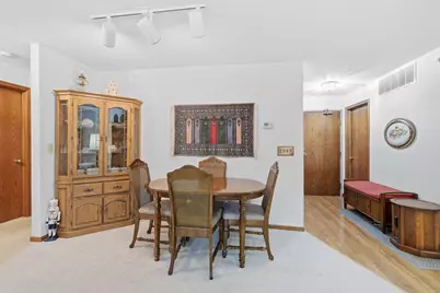 32 11th Avenue S #202, Hopkins, MN 55343 - Photo 7