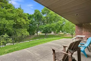 7601 W 101st St, Bloomington, MN 55438 - Photo 19