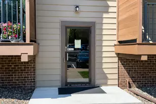 7601 W 101st St, Bloomington, MN 55438 - Photo 23