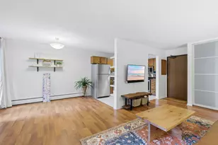 7601 W 101st St, Bloomington, MN 55438 - Photo 5