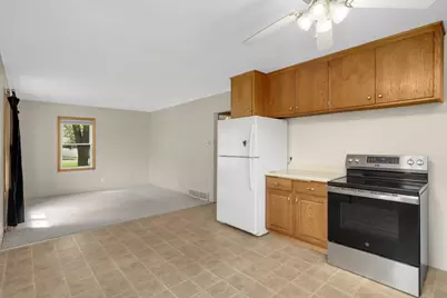 1935 55th Street E, Inver Grove Heights, MN 55077 - Photo 5