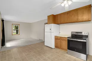1935 55th St E, Inver Grove Heights, MN 55077 - Photo 5