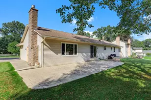 5760 131st St W, Apple Valley, MN 55124 - Photo 27