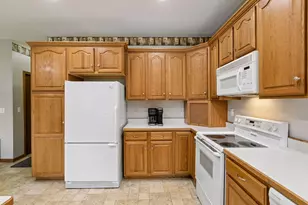 13185 Island View Dr NW, Elk River, MN 55330 - Photo 9