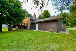 404 Crescent Dr, Albert Lea, MN 56007 - Photo 21