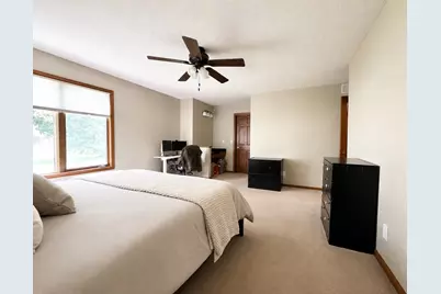 404 Crescent Drive, Albert Lea, MN 56007 - Photo 9