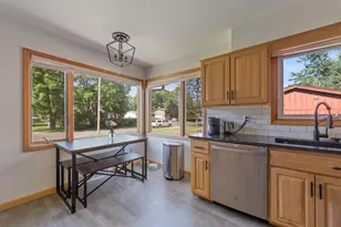 588 W Winona St, Duluth, MN 55803 - Photo 17