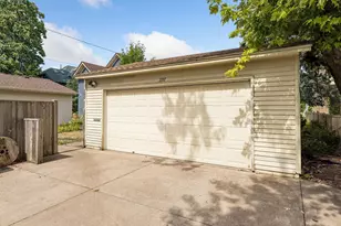 1197 Como Blvd W, Saint Paul, MN 55103 - Photo 29