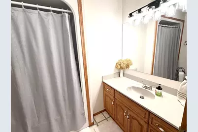 407 Oak Crest Boulevard, Roseau, MN 56751 - Photo 13