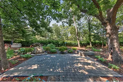 4668 Hale Avenue N, Oakdale, MN 55128 - Photo 45