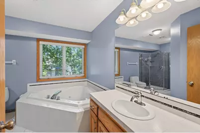4668 Hale Avenue N, Oakdale, MN 55128 - Photo 27