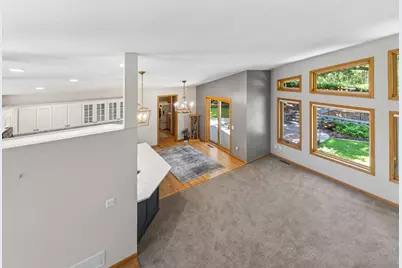 4668 Hale Avenue N, Oakdale, MN 55128 - Photo 15