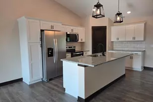 509 Gunnar Ln, Ellendale, MN 56026 - Photo 11