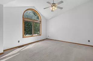 10288 Kali Ave NE, Albertville, MN 55301 - Photo 5