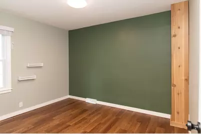 2821 Edgewood Avenue S, Saint Louis Park, MN 55426 - Photo 17