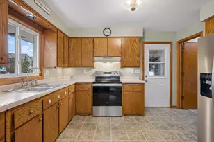 1517 Oak Grove Rd SW, Saint Cloud, MN 56301 - Photo 9