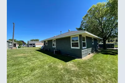 16 S Paffrath Avenue, Springfield, MN 56087 - Photo 51