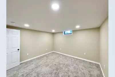 16 S Paffrath Avenue, Springfield, MN 56087 - Photo 43