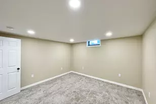 16 S Paffrath Ave, Springfield, MN 56087 - Photo 43