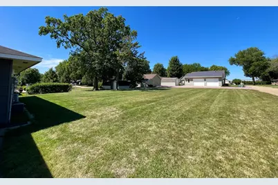 16 S Paffrath Avenue, Springfield, MN 56087 - Photo 53