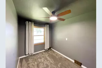 16 S Paffrath Avenue, Springfield, MN 56087 - Photo 35