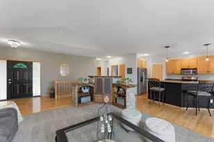 1678 Hunters Trail, Centerville, MN 55038 - Photo 5