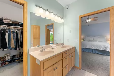 1678 Hunters Trail, Centerville, MN 55038 - Photo 41
