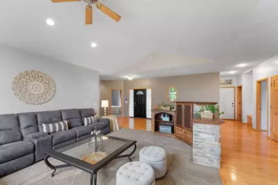 1678 Hunters Trail, Centerville, MN 55038 - Photo 15