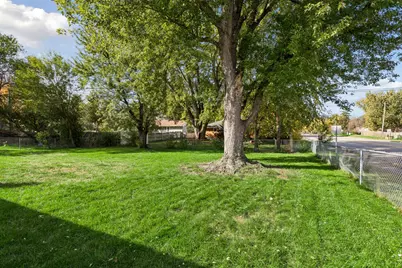 5737 Northport Drive, Brooklyn Center, MN 55429 - Photo 33