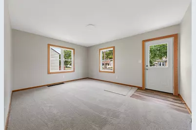 123 W McKinley Street, Owatonna, MN 55060 - Photo 5