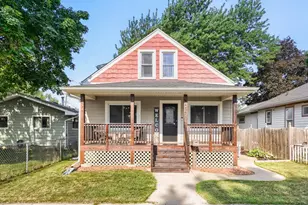 454 4th Ave S, South Saint Paul, MN 55075 - Photo 1