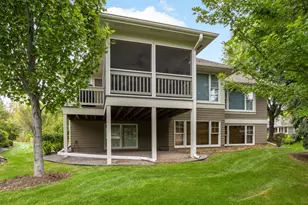 10589 Water Lily Ln, Woodbury, MN 55129 - Photo 33