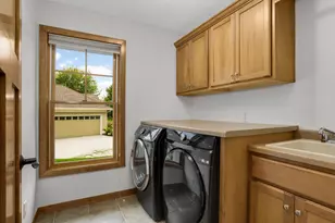 10589 Water Lily Ln, Woodbury, MN 55129 - Photo 23