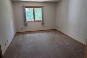 5853 Oxboro Ave N, Stillwater, MN 55082 - Photo 13