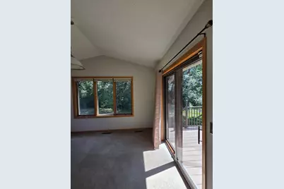 5853 Oxboro Avenue N, Stillwater, MN 55082 - Photo 9