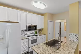 17918 Cobblestone Way, Eden Prairie, MN 55347 - Photo 9