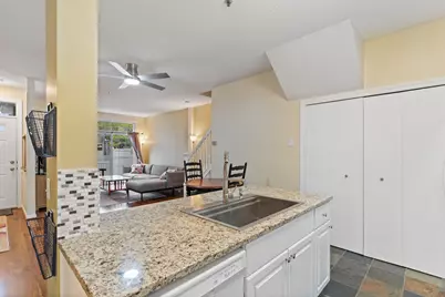 17918 Cobblestone Way, Eden Prairie, MN 55347 - Photo 11